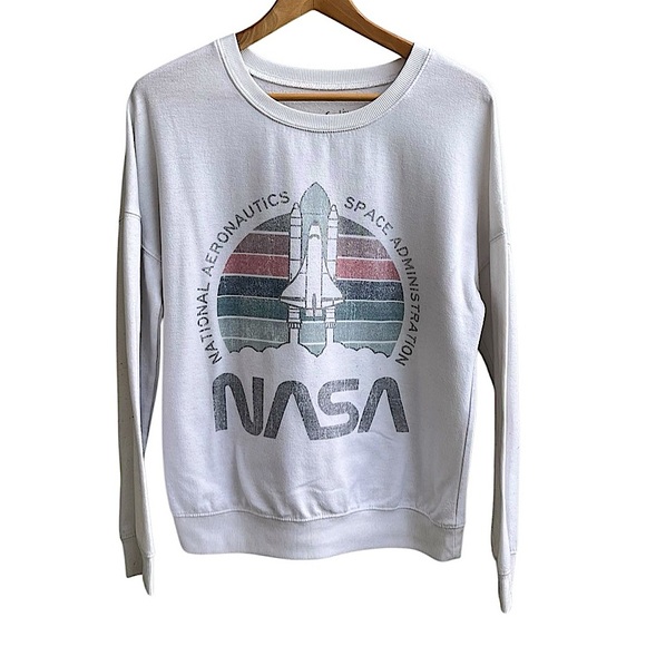 🌴 Zoe + Liv White NASA Rocket Crewneck Sweatshirt Medium - Picture 1 of 10